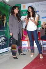 Shweta Verma at Film Bhindi Bazaar Inc music launch in Radio City 91.1 FM, Babdra, Mumbai on 27th April 2011 (2).JPG